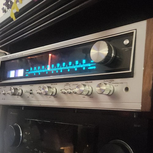 Vintage Pioneer SX-636 Stereo Receiver - Cleaned & Serviced (Powers & Lights Up