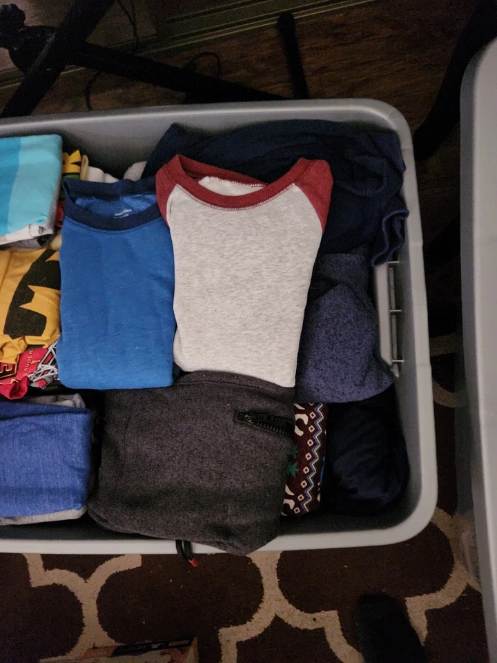 Lot Of Boys Size 6/7 Pants, Shirts,sweaters, Jackets And More - Image 3 of 4