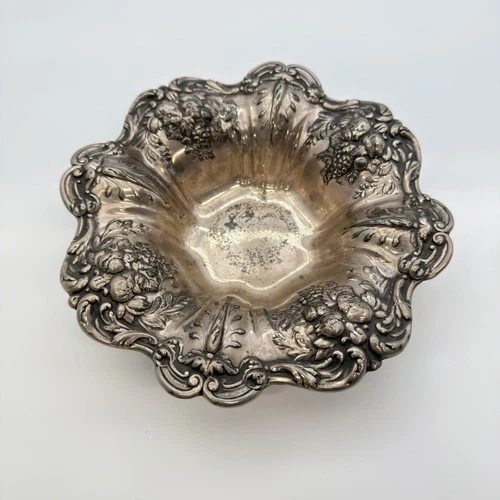 Vintage Reed & Barton Francis I Sterling .925 Silver Bon Bon Dish Fruit Pattern