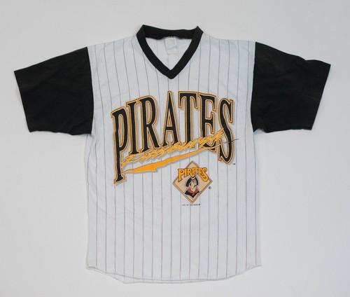Vintage Pittsburgh Pirates T-Shirt Size Medium Big Graphic MLB Baseball VNeck