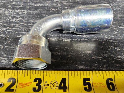 Parker 1J9HY-12-12 3/4'' 90 Degree Hydraulic Female Seal-Lok Swivel Hose Fitting