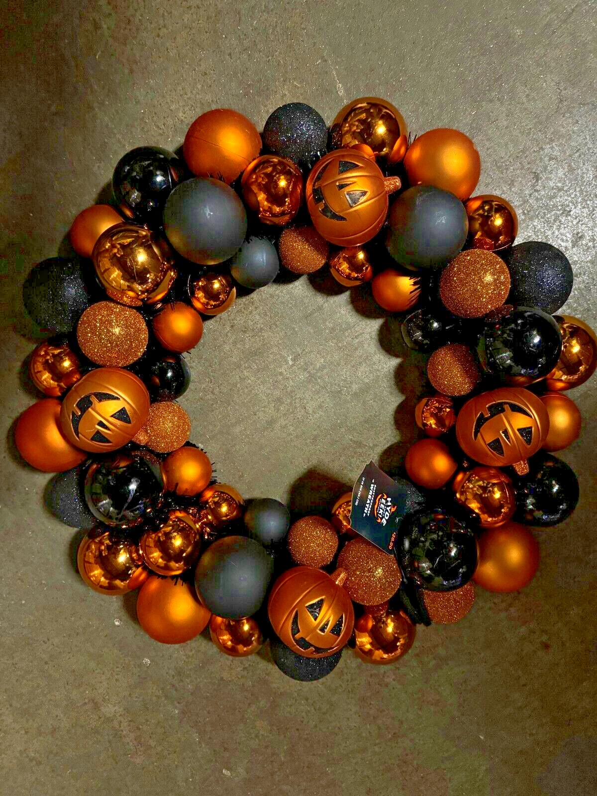 Hyde & EEK Halloween Wreath Orange and Black Shatterproof New With Tags
