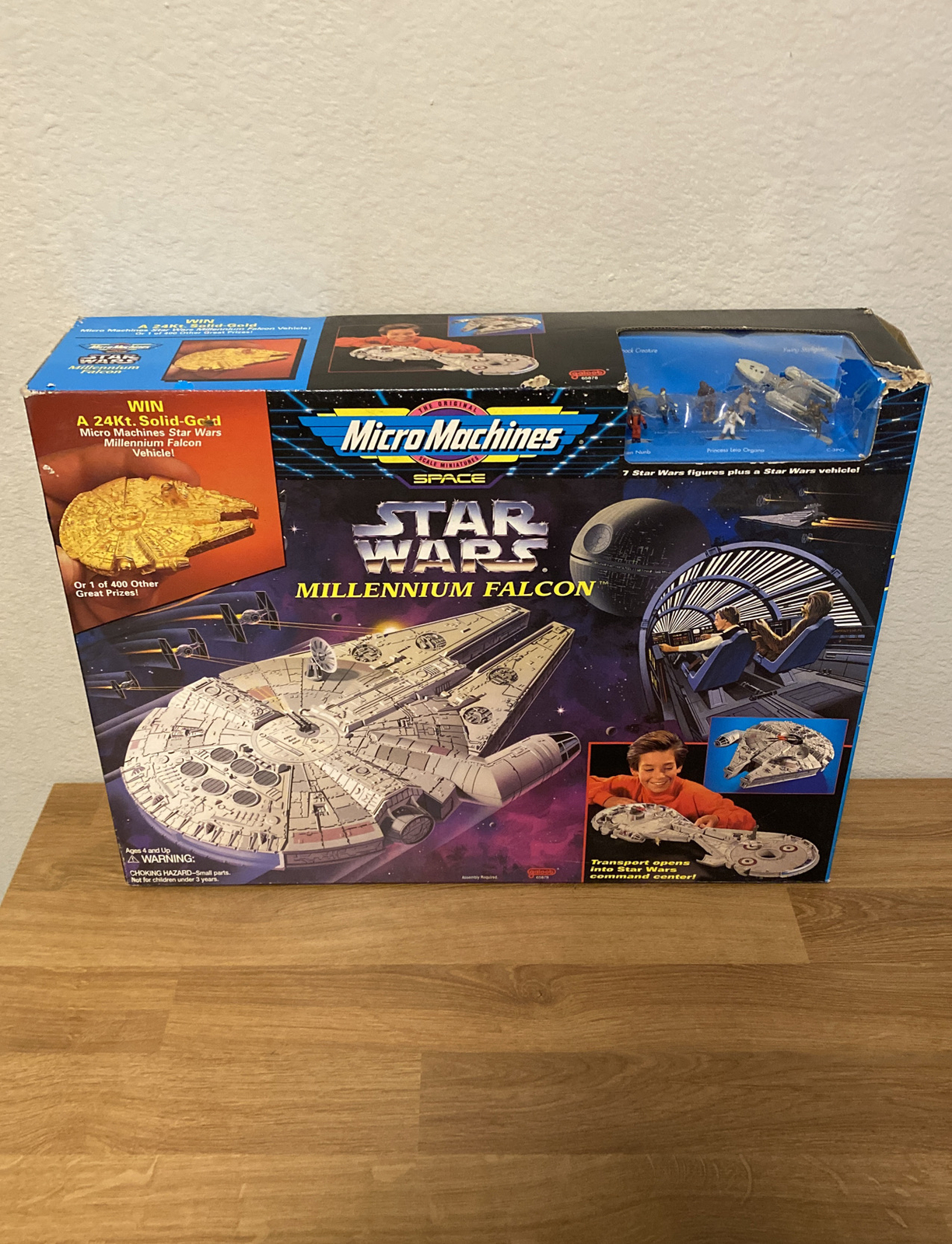 Vintage Star Wars Millennium Falcon Playset Micro Machines NEW Factory