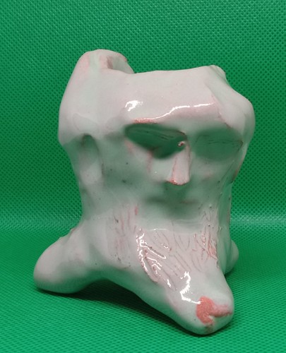 "One is not enough" - Original Clay Sculpture, hand made and glazed. - Picture 6 of 7