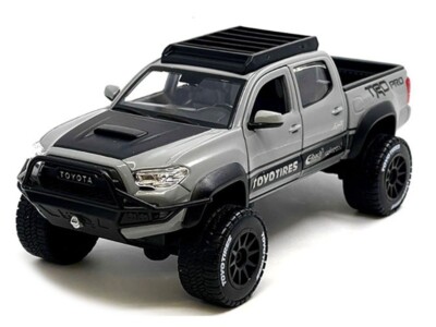 Maisto 2023 Toyota Tacoma TRD PRO Off Road Pickup Gray 1/27