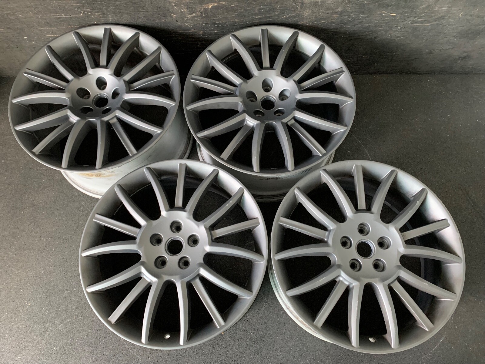 Maserati GranTurismo Original Rear Wheel Rim 20" 245755/247165