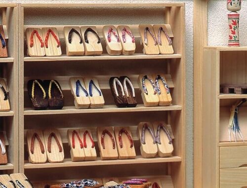 DIY Dollhouse Kit Japanese Retro Sandals Shop Miniature Model Wooden Handcraft - Picture 3 of 6