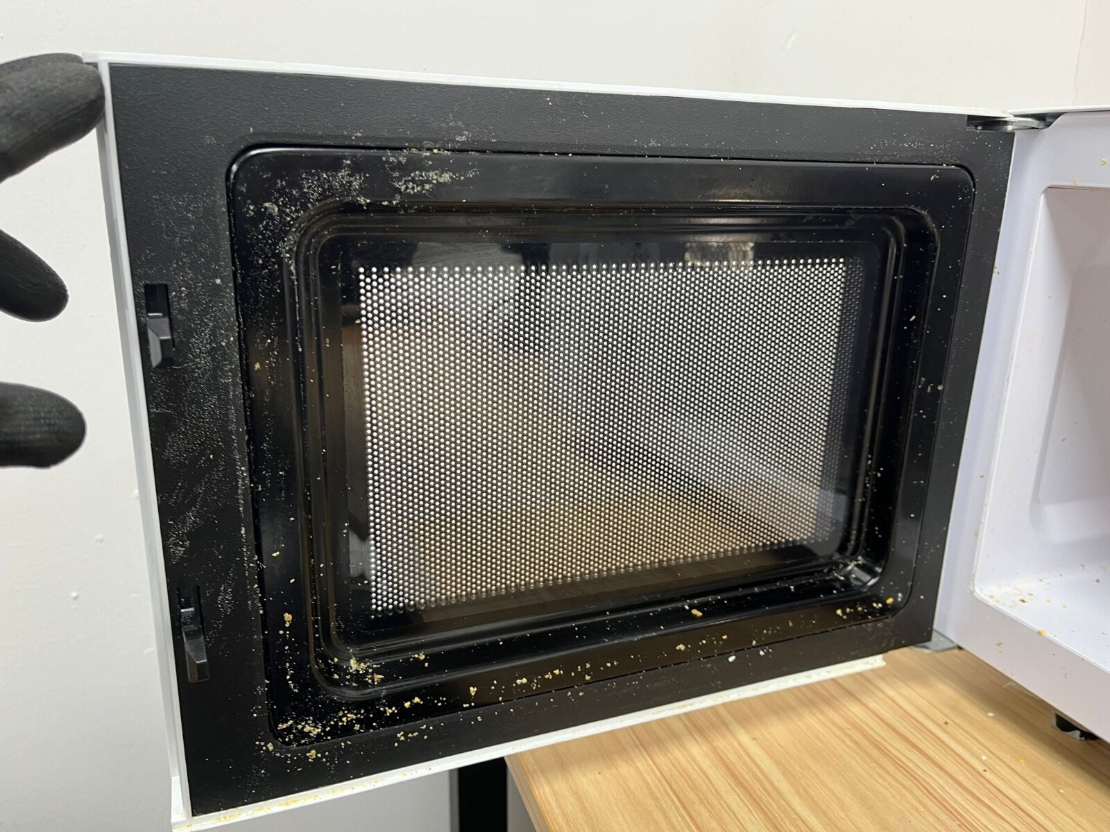 Bosch HMT75M421B Serie 2 Freestanding 800W Microwave Oven, 17 litre