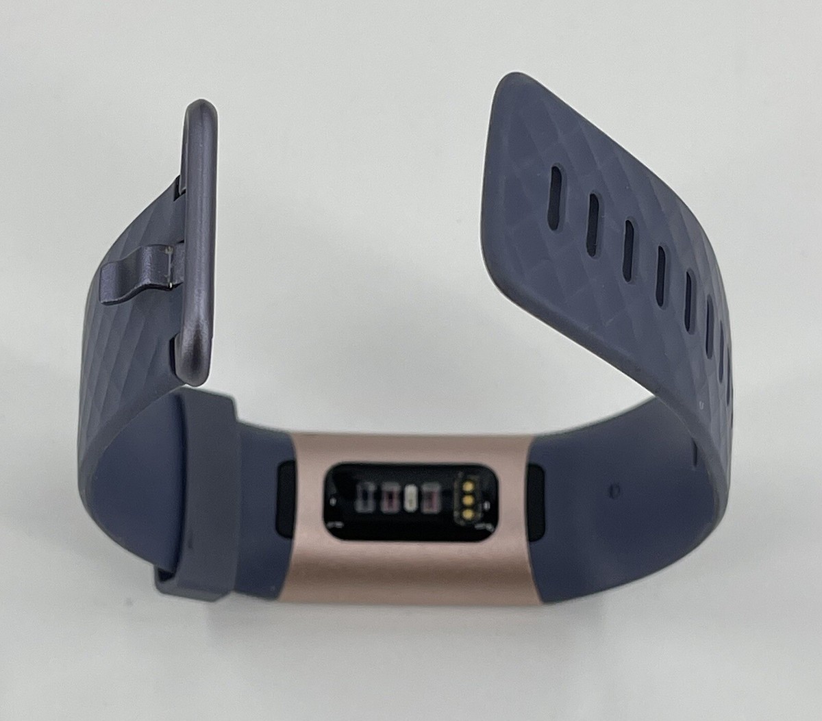 中古 Fitbit Charge 3 BlueGrey/Rose Gold Amazon.com: Fitbit Charge 3 Fitness Activity Tracker, Rose