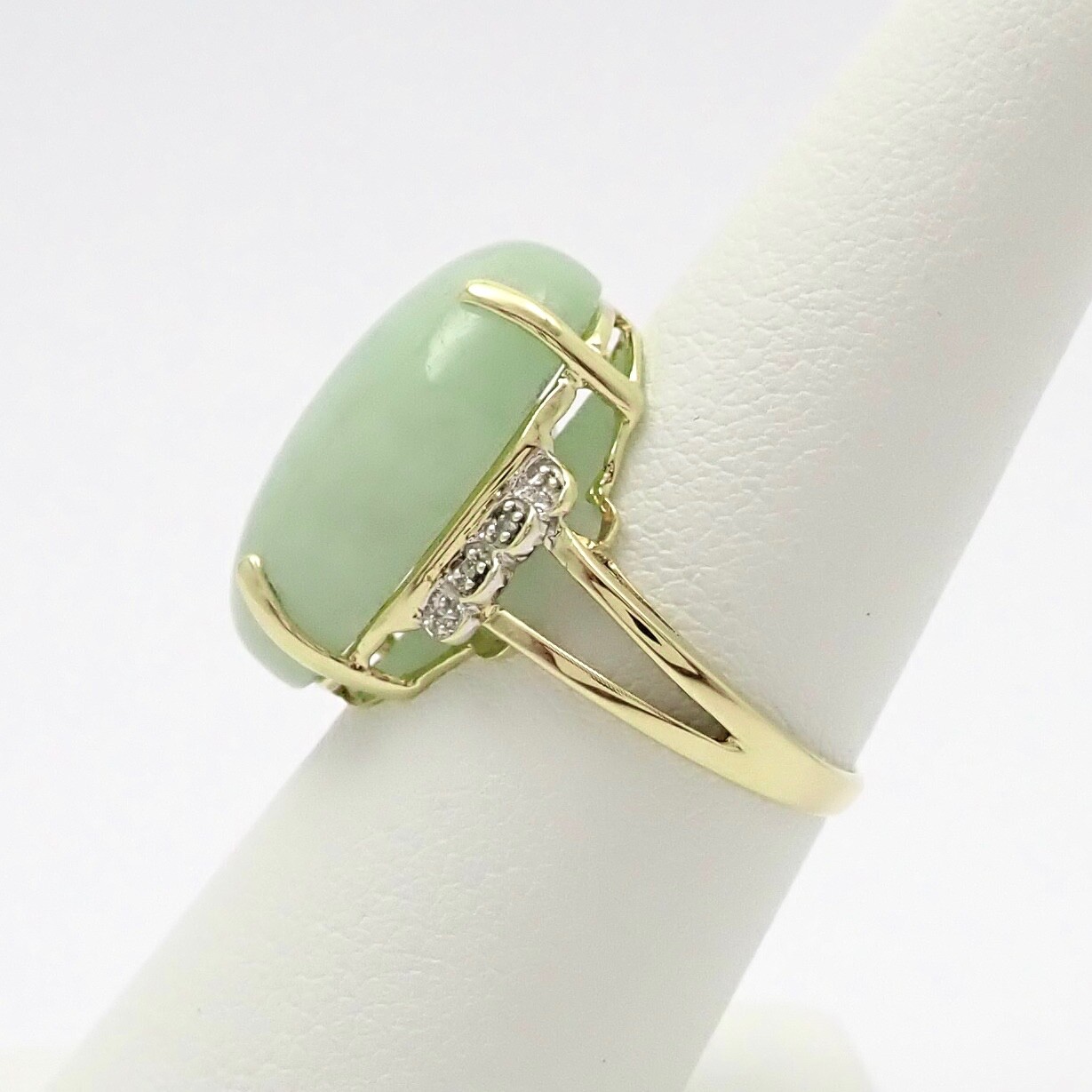 14K Gold Genuine Green Jade Diamond Ring sz7 Gem