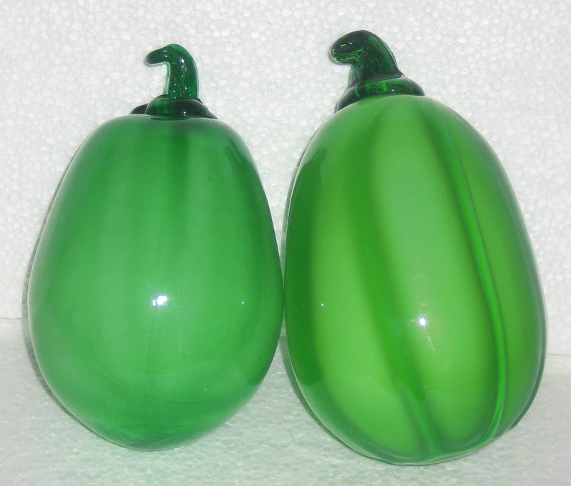 PAIR MURANO STYLE ART GLASS HAND BLOWN HEAVY GREEN MELON VTG DECOR ITEMS