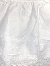 Vtg Twin Embroidered Floral Cotton White Eyelet Ruffle Bed Skirt 39”x76” NWOT