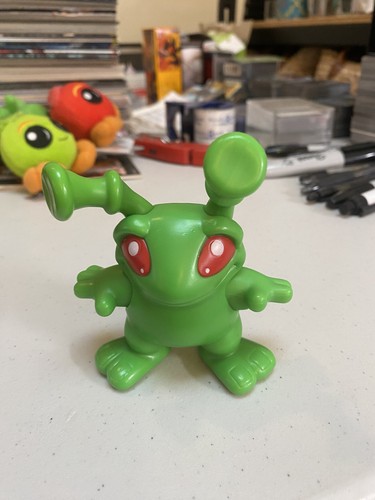 2008 Burger King NEOPETS green GRUNDO "posable" plastic figure - Picture 5 of 7
