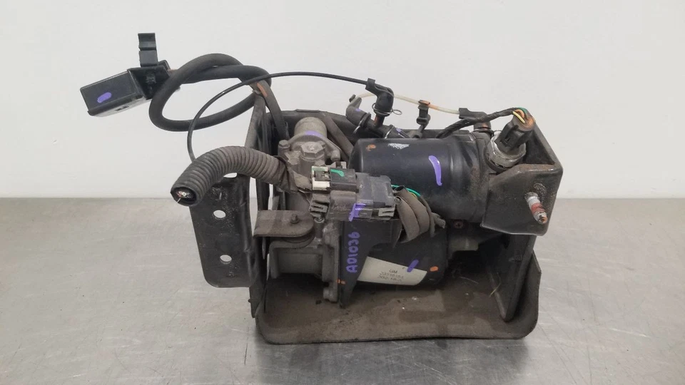 BOMBA INYECCIÓN AIRE CHEVY SUBURBAN 1500 19 23316154 Foto 2 de 4