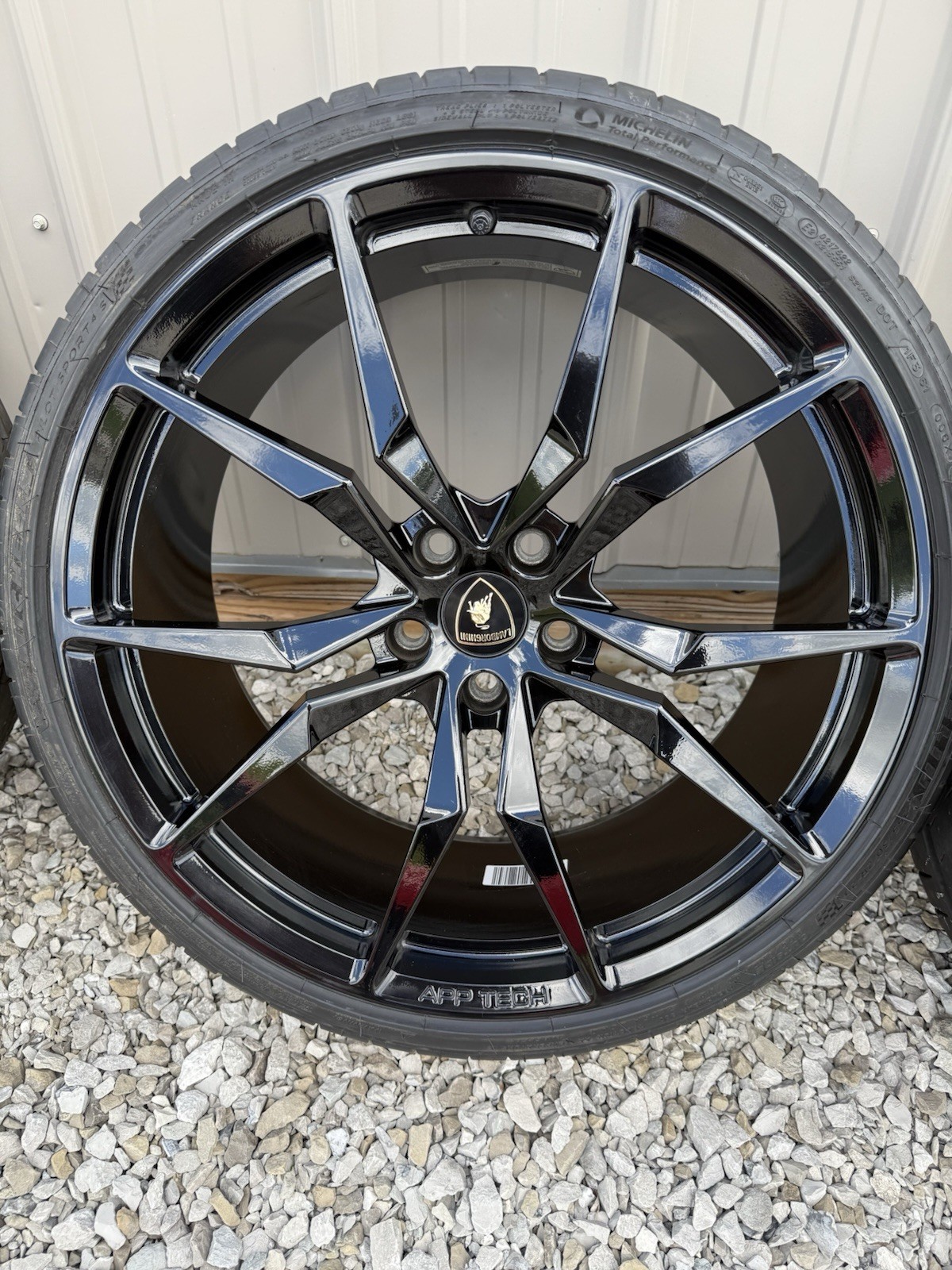 Lamborghini Aventador OEM APP Tech Wheels  Michelin Tires Like New