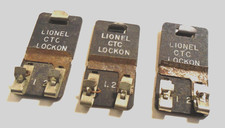 THREE VINTAGE LIONEL CTC TRACK LOCKONS FOR 0 027 TRACKS -GS