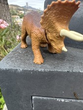 Jurassic World Triceratops Mini Action Dino Brown Blind Bag Pack Figure Dinosaur