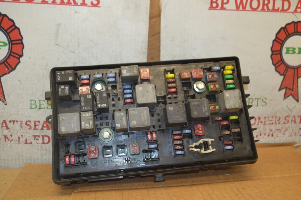 Chevrolet Cruze 2011-2014 caja de fusibles relé bloque panel 96982033 módulo 864-11E7 Foto 3 de 4