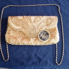 La Regale Ltd Beaded Ivorygold Clutch W Detachable Chain Strap Snap La Regale Ltd Beaded Ivorygold Clutch W Detachable Chain Strap Snap