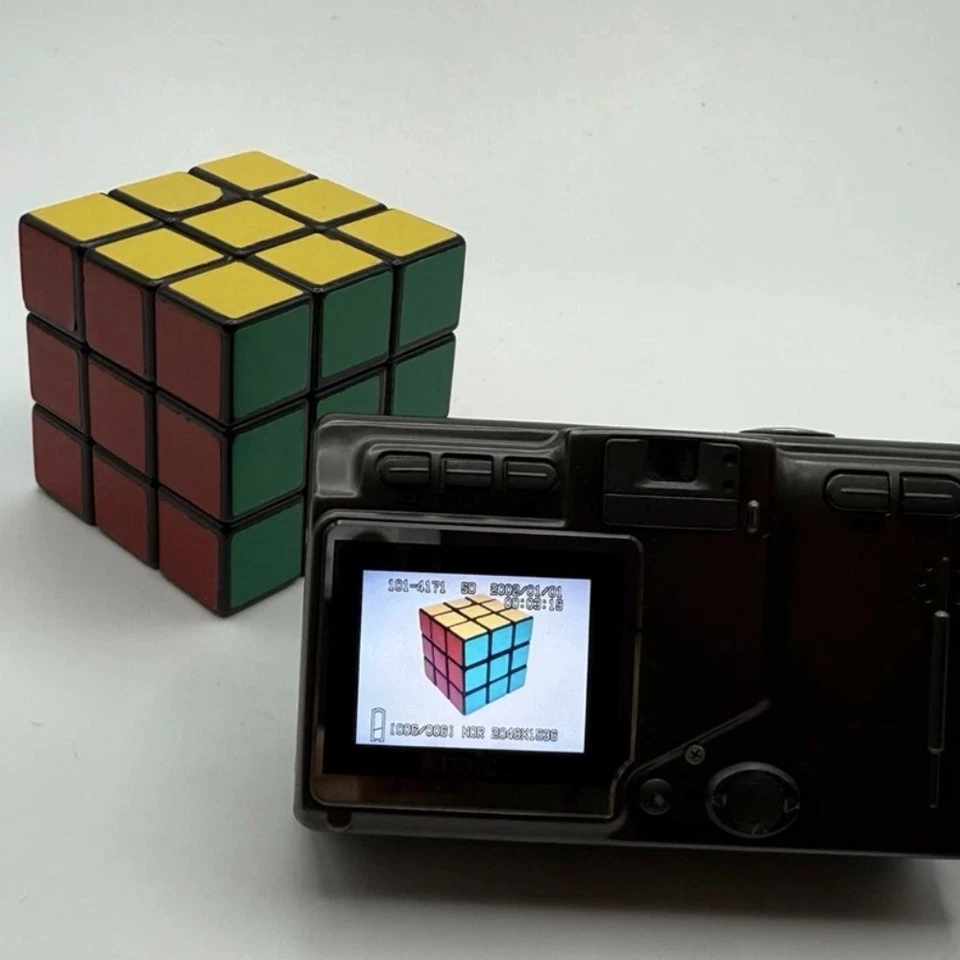 Konica Revio KD-500Z Digital Camera 5.0 MP 3x Optical Zoom with Accessories Gray - Image 3 of 4