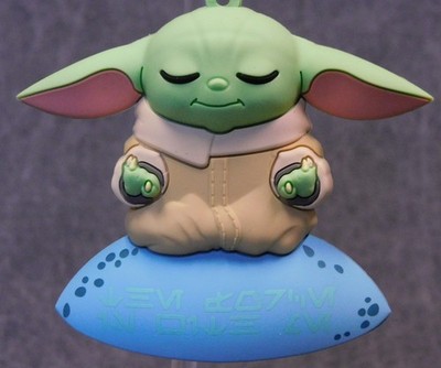 Grogu NEW * Meditating Clip * Blind Bag Mandalorian Series 4 Key Chain Monogram