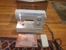 Bernette 715 by Bernina Sewing Machine