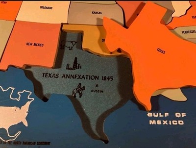 Vintage 1960s Playskool 49 piece Wood Inlaid United States Map