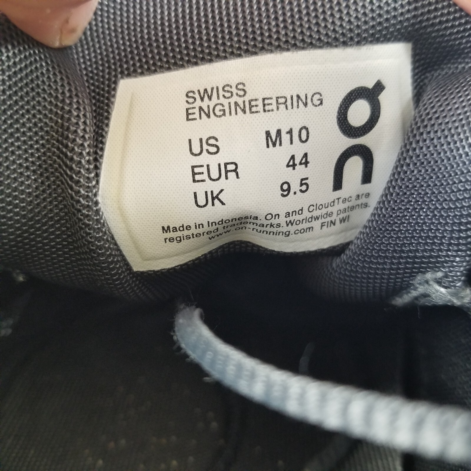 On Cloud Cloudflyer Running Shoes Training Walkin… - image 7