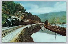 Postcard Baltimore Ohio Railroad Capitol Limited Pacific 5227 Steam Engine Train
