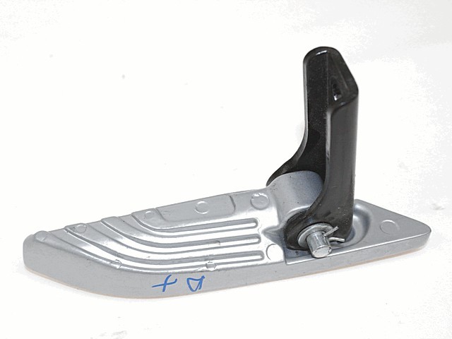 PEDALINA POSTERIORE DESTRA PIAGGIO LIBERTY 50 S I-GET 2016 2018