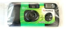 FUJI FUJIFILM QuickSnap One Time Use 35mm Flash Camera, EXP. 08/2008 Sealled