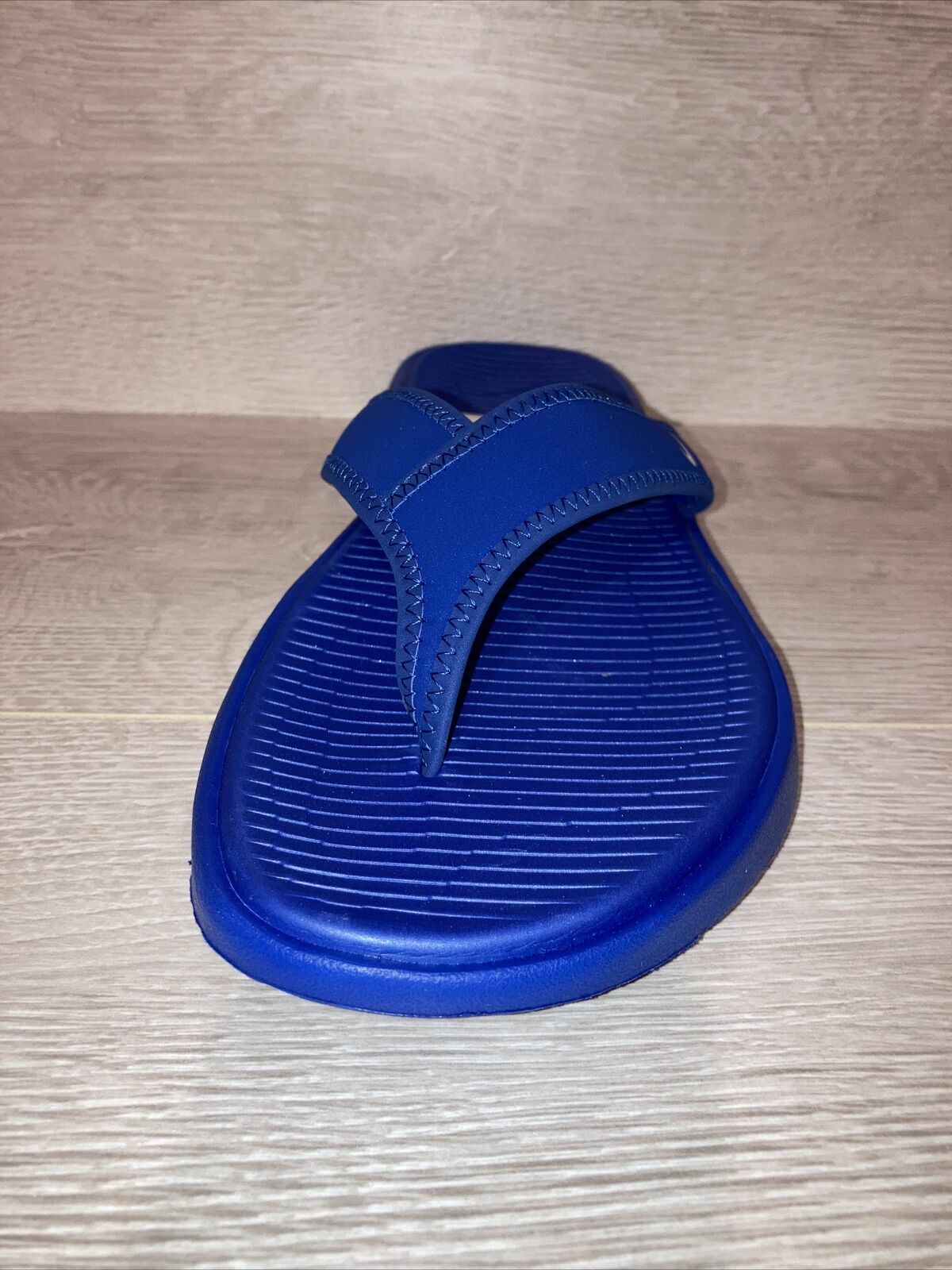 mens nike flip flops celso