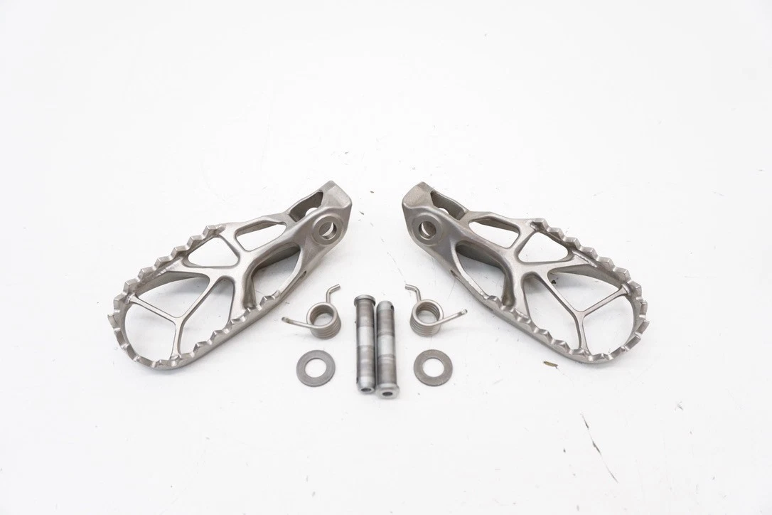 2024 KTM 350 SX-F Footpegs OEM Foot Pegs Peg FC FX SXF XC-F SX 125-450 23-25 #2