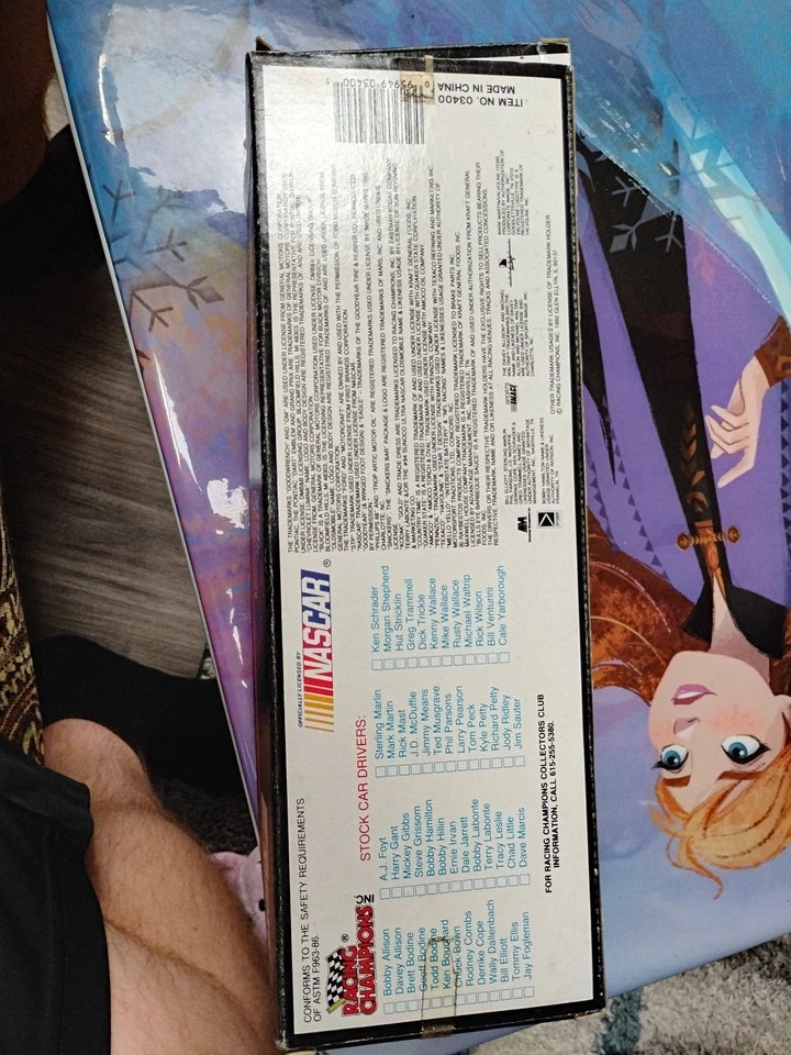 nascar diecast 1 64 hauler Drive Morgan Shepherd In Box - Image 3 of 4