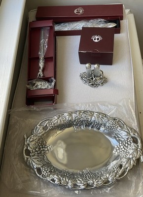 Arthur Court Lot Oval Grape Serving Tray, Letter opener,bread Knife, S&P Shaker