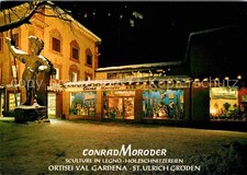 St Ulrich Groeden Tirol Holzschnitzereien Conrad Moroder