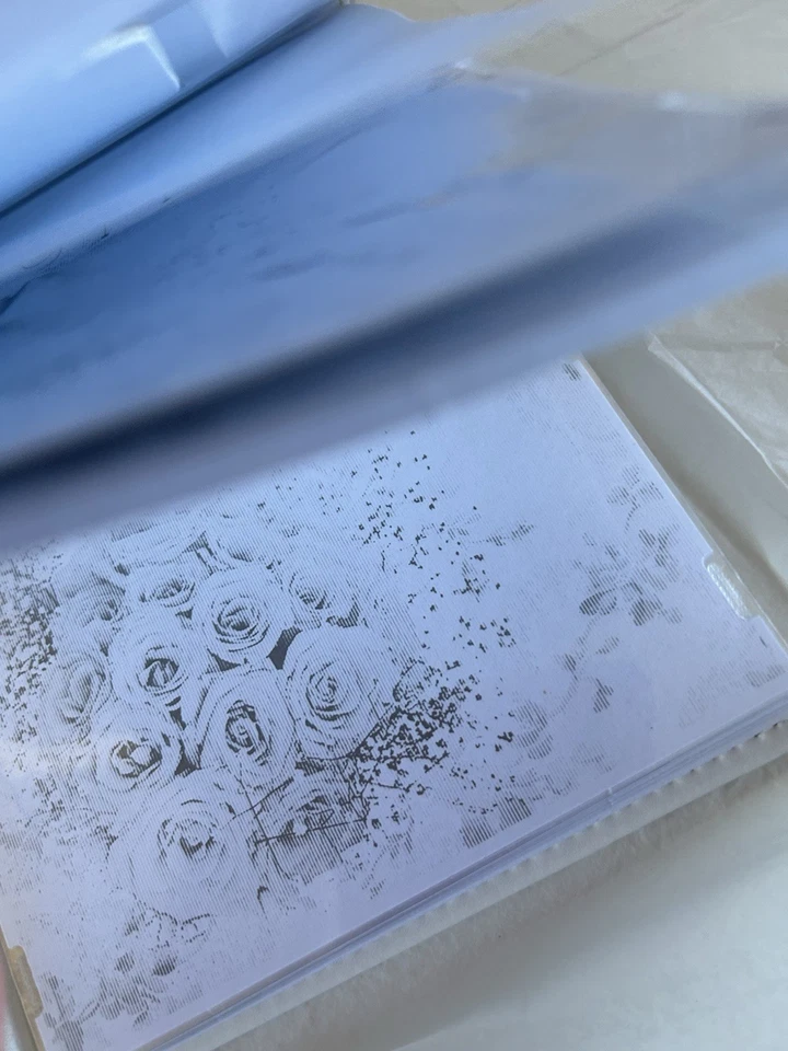Beautiful White Wedding Album With Rings On Front And Pretty Floral Pages Boxed - Image 2 of 4