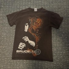 Ultimate Guide to Bruce Lee Collectibles and Memorabilia 31
