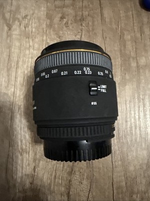 Sigma 50mm Macro Objektiv f/2.8 D DG für Nikon, Fest/Festbrennweite sehr scharf,