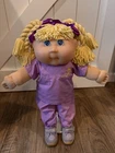 Babyland exclusive 0AA03-23 cabbage patch BLE yellow hair, BLE scrubs outfit