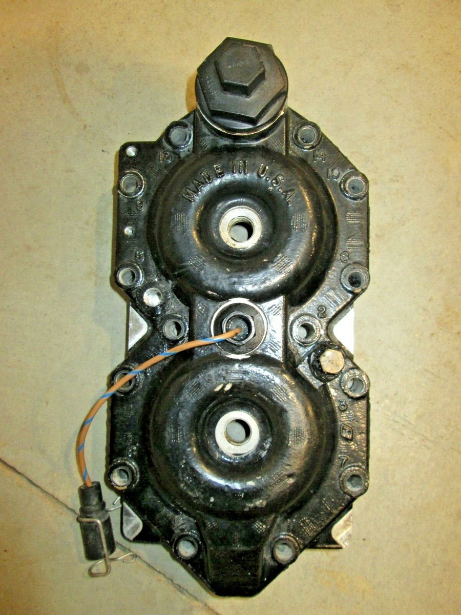 ヘル/A1041-4/ Schebler HX Harley Indian Excelsior Four Carburetor Manifold