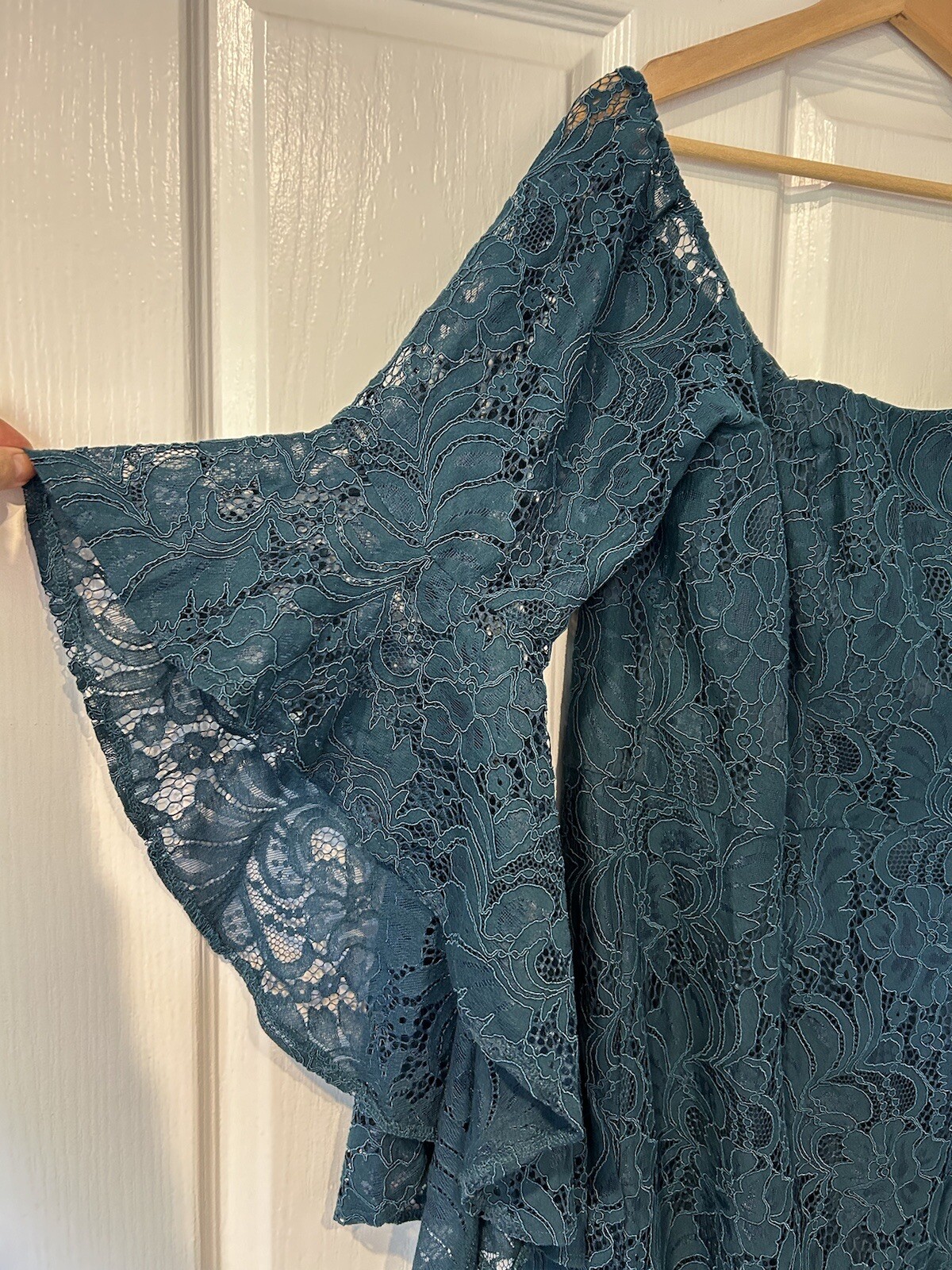 Picture 2 of 5