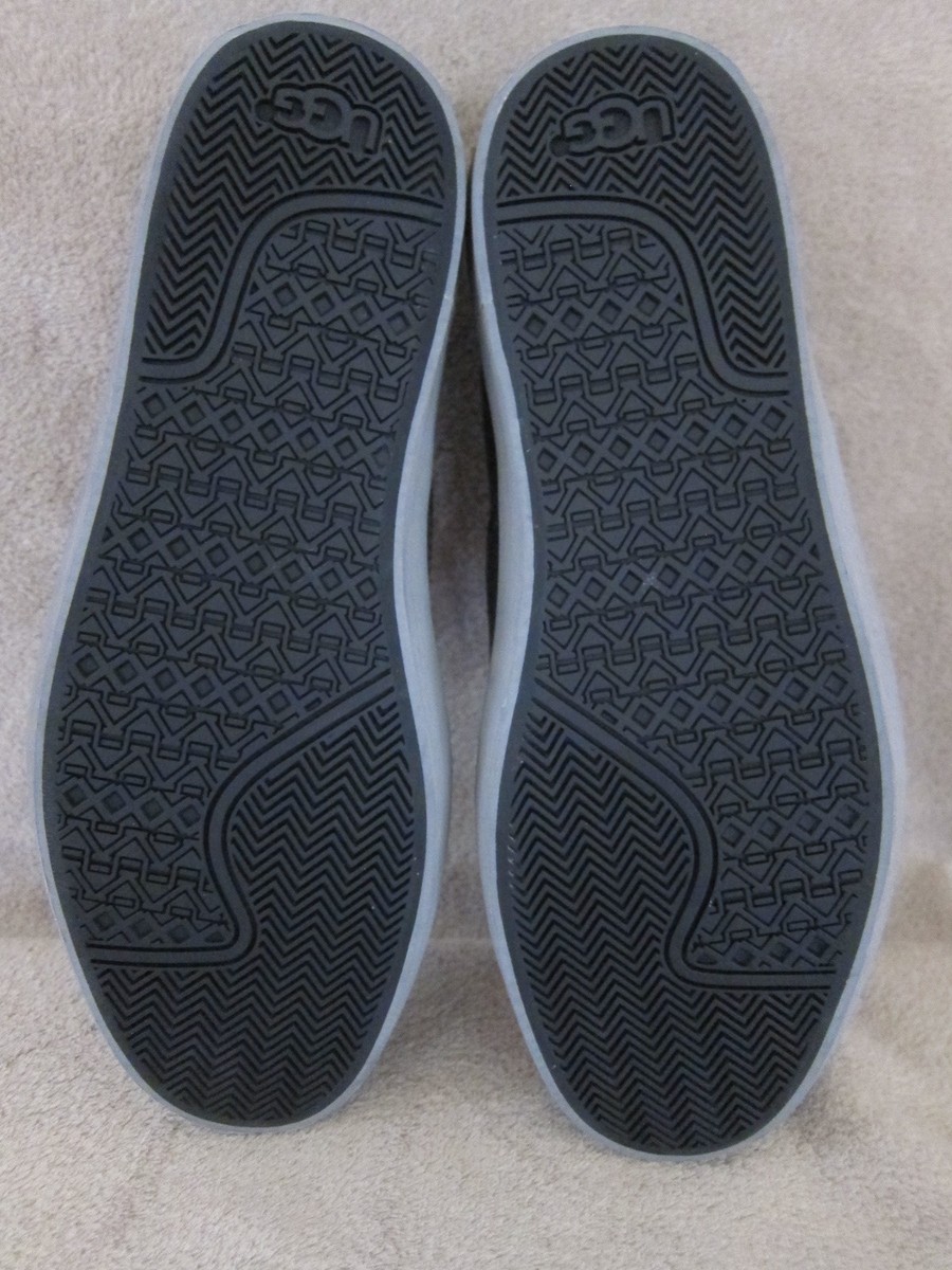 UGG Australia Mens Black Garrick Decorative Leather Welt  display picture 1