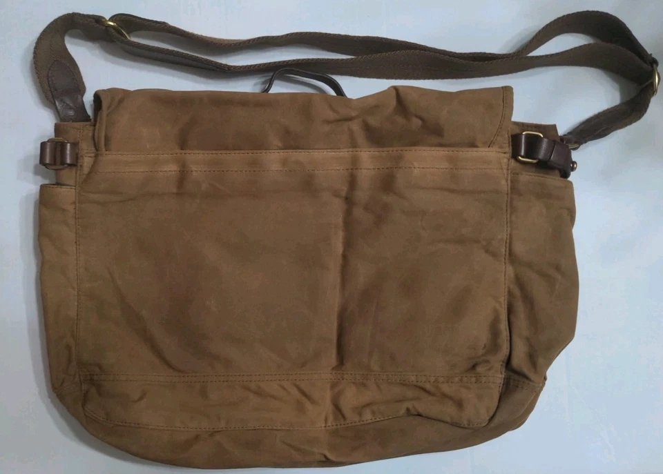 NWT J Crew Khaki Abingdon Waxed Canvas Messenger Bag Laptop Style 51657 - Image 2 of 4