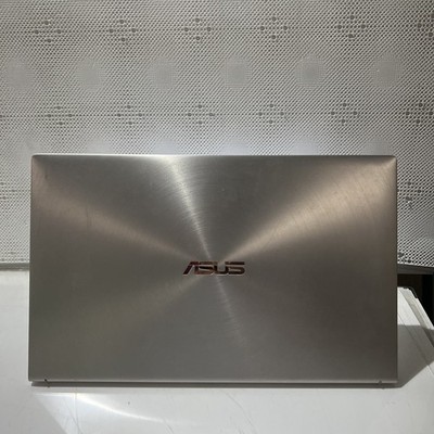 ASUS ZENBOOK UX533F i7-8565U@ 1.80GHz 16GB RAM 512GB SATA SSD WIN