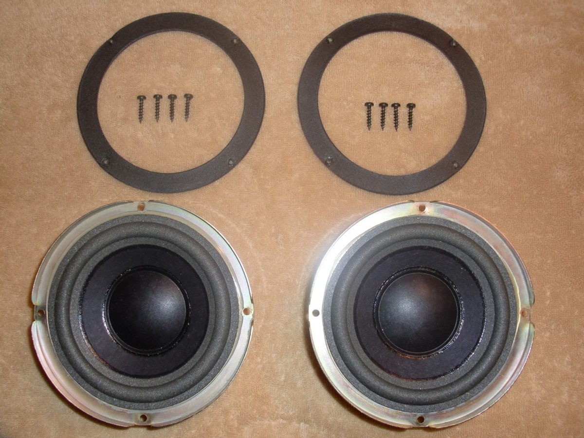 Two Bose Acoustimass 9 Woofers 5.25