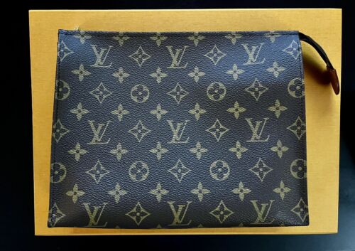 Louis Vuitton RARE Monogram Toiletry Pouch 26 Cosmetic Case NWT 100% AUTHENTIC - Picture 1 of 11