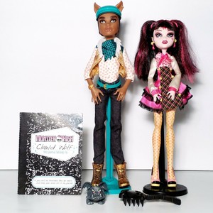 muñecas de draculaura