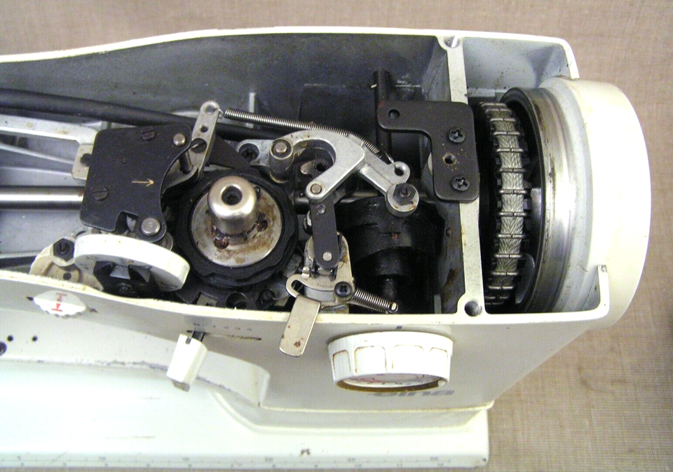 Vintage Elna Elnasuper 62C FreeArm SwissMade Sewing Machine for Parts