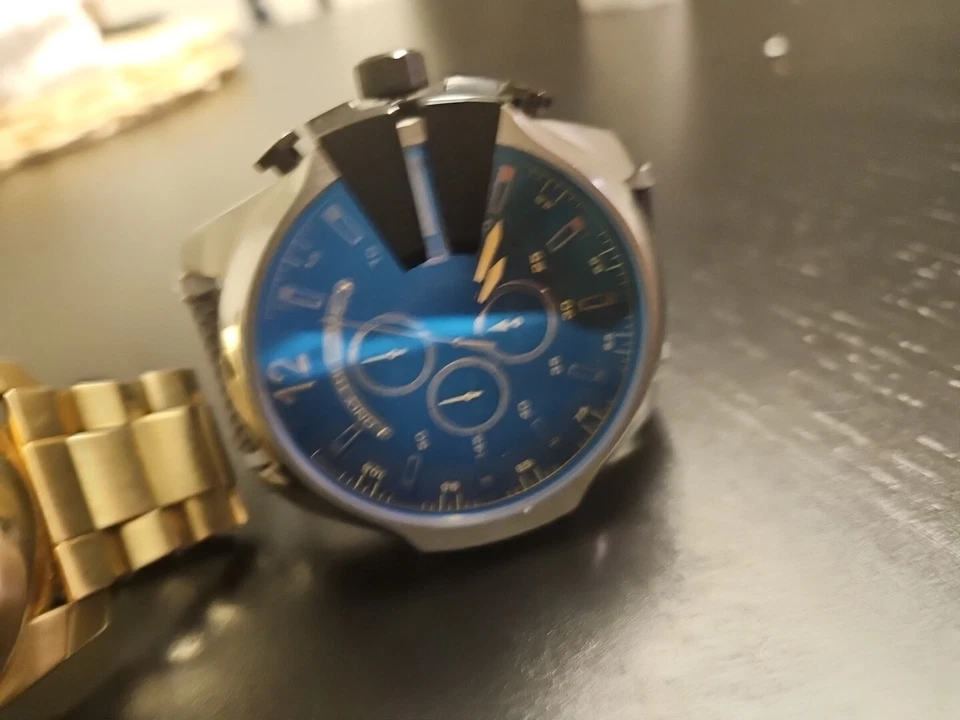 Juego de relojes Diesel Mega Chief para hombre. Dorado, azul, marrón. DZ-4360 DZ-4422 DZ-4523 Foto 2 de 4